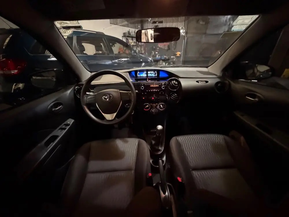 Toyota Etios X — foto 7